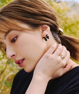 Tiaclasse ポイントカラーストーンゴム　 アイボリー