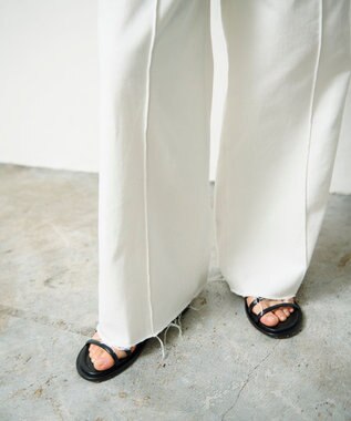 GRACE CONTINENTAL デニムワイドイージーパンツ ホワイト