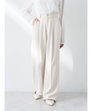 earth music&ecology タックストレートパンツ Ecru