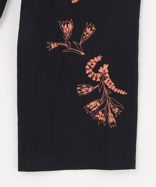 自由区 【カトリエムブーケ】Broderie a motifs floraux 刺繍パンツ ブラック×オレンジ