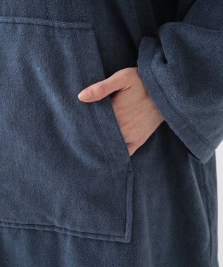UCHINO エアリータッチ ポケット付サウナポンチョ ダークブルー