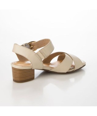 ing <ing>【WEB限定】【3E】ストラップクロスサンダル アイボリー