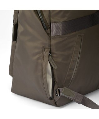 ACE BAGS & LUGGAGE W&.Day/Night ポッケス ハグリュック A4サイズ 14.0インチPC収納 20212 ダブルアンドデイナイト アッシュブラウン