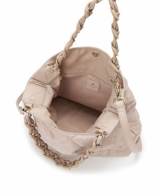 TOPKAPI 【TREASURE TOPKAPI】キルティング アクリルチェーン付 トート バッグ ペールベージュ