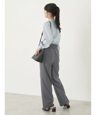 earth music&ecology パールタックブラウス Light Blue