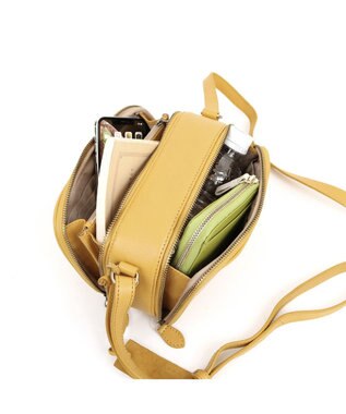 UNBILLION アトランタ ATLANTA / 牛革BOX型ウォレットショルダー イエロー