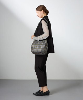 Y'SACCS ドローイングチェックショルダーバッグ グレー