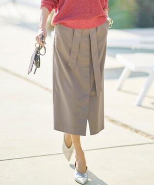 自由区 ブラッシュドコットンサテンナロー スカート