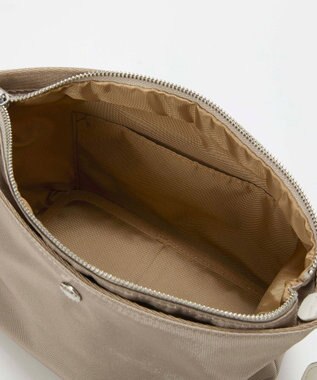 TOPKAPI 【Breath TOPKAPI sis】【WEB限定】ナイロン レザーポケット ミニ ショルダーバッグ 軽量 / CALM カーム　 ベージュ