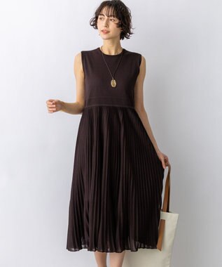 23区 【先行予約】プリーツニット ワンピース ダークブラウン系