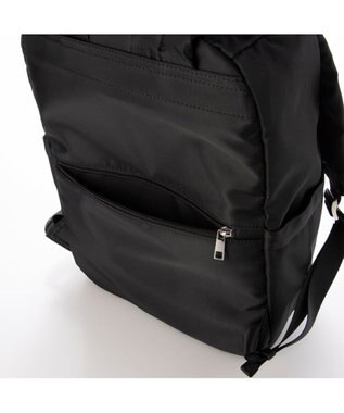 UNBILLION カシュカシュ cachecache / 10ポケット撥水リュックサック ブラック