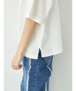 earth music&ecology ＢＯＸシルエットＴ（汗じみ防止） Off White