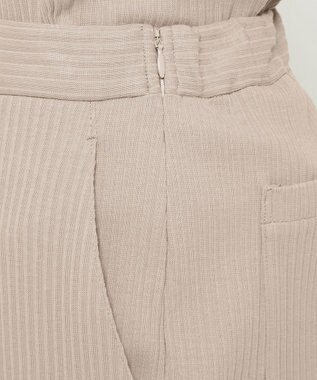 uncrave プリーツリブ スリットパンツ グレージュ