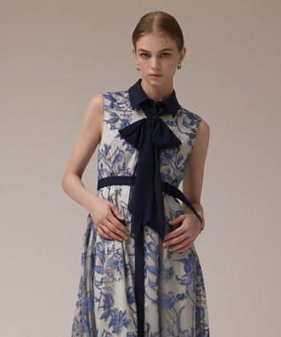 GRACE CONTINENTAL フラワー刺繍ボウタイドレス ブルー