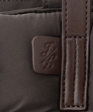 自由区 【SHIHOさん着用】パディングナイロン2ハンドルトート バッグ ブラウン