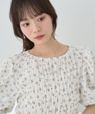 earth music&ecology 花柄ポコポコシャーリングトップス Ivory