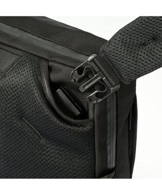 ACE BAGS & LUGGAGE ace. ラグレンティスクロスX ショルダーバッグ A4/13.3インチPC収納 高強度 高撥水 軽量 20066 エース ブラック