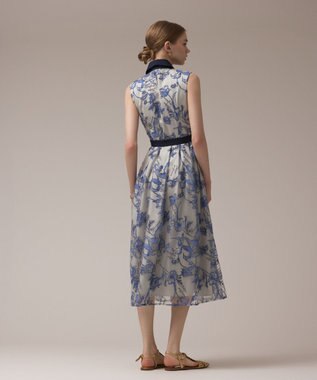 GRACE CONTINENTAL フラワー刺繍ボウタイドレス ブルー