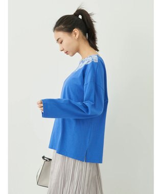 earth music&ecology レースプリントボーダープルオーバー Royal Blue