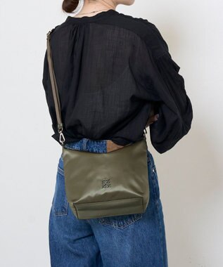 russet シンプルショルダーバッグ【クラウズナイロン】(CE-1467) Khaki