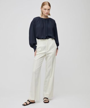 BEIGE， IRIS / ラウンドネックブラウス Navy