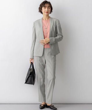 23区 【先行予約】アイアスマットストレッチ ノーカラージャケット ライトグレー系