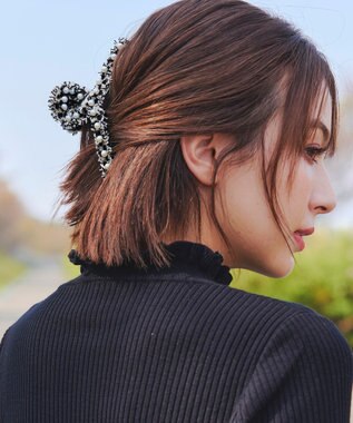 Tiaclasse ツイードパールクリップ ブラック