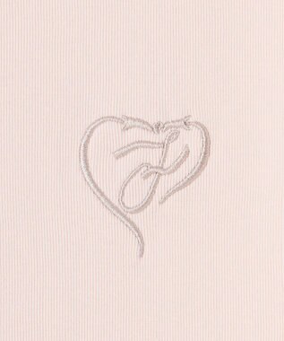 Feroux 【洗える】ワンポイント刺繍Tシャツ ピンク系