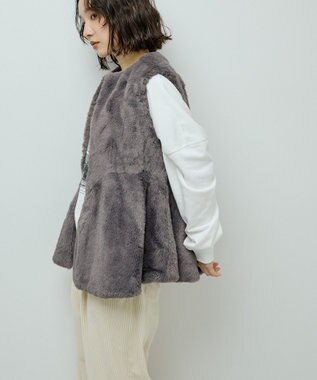 Green Parks ・ＥＬＥＮＣＡＲＥ　ＤＵＥ　ペプラムフェイクファーベ Charcoal Gray