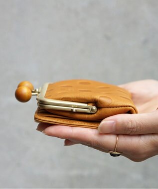 FOLNA RD ドット型押し ウッドボールがま口財布 キャメル