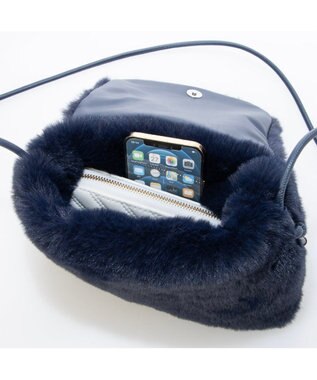 UNBILLION カシュカシュ cachecache / エコファーシンプルフラップショルダー ネイビー