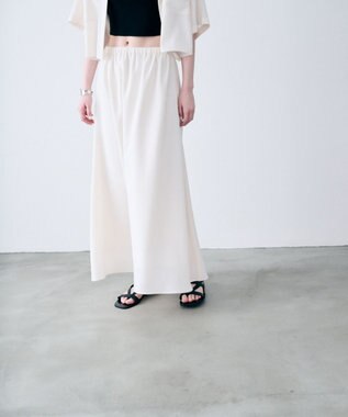 uncrave ドライタッチトロ フレアスカート エクリュ