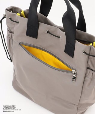 Y'SACCS SNOOPYデザイン 2way巾着トート(クッキー） グレー