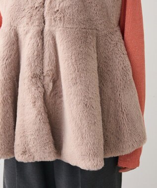 Green Parks ・ＥＬＥＮＣＡＲＥ　ＤＵＥ　ペプラムフェイクファーベ Mocha