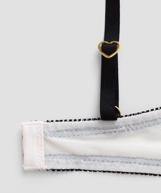 San-ai Resort（三愛水着楽園） 【WEB限定】フェミニンプティハートブラジャー＆ショーツセット 【northerly】 ホワイト