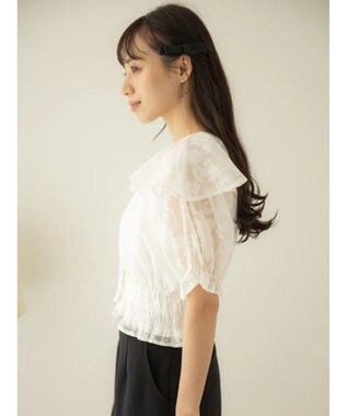 earth music&ecology 衿付きフラワーブラウス Off White