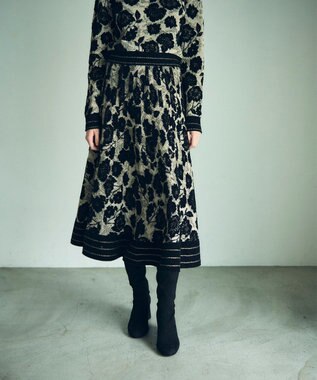 GRACE CONTINENTAL フローラルラメニットスカート ブラック