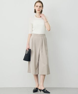 ICB L ワッシャーダルサテン ニーショーツ サンドベージュ