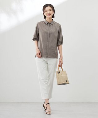 J.PRESS LADIES L 【洗える・接触冷感・UVケア・吸水速乾・防透け】麻シェルドライ テーパード パンツ ナチュラル系