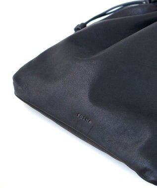 FOLNA RD ソフトレザー巾着ショルダーバッグ ブラック