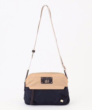 LA BAGAGERIE ウォータープルーフナイロン　スクエアショルダー