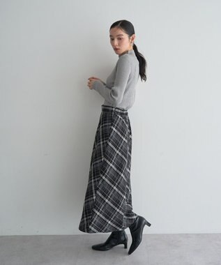 YECCA VECCA ラメ混ハイネックリブニット Gray