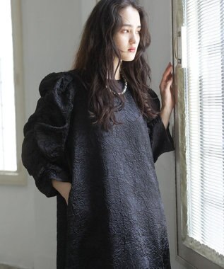 Green Parks ■ＥＳＣＡＲ　エンボスギャザースリーブワンピース Black