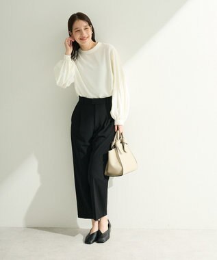 Green Parks Ｏ．袖プリーツブラウス Ecru