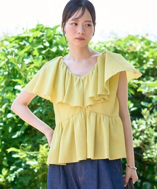 earth music&ecology ラッフルカラーペプラムカットブラウス