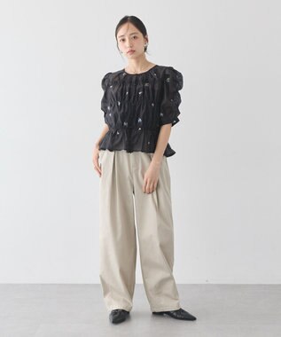 earth music&ecology チノタックパンツ Beige