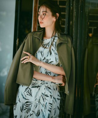 23区 L 【洗える】スリークボタニカルプリント ドロスト パンツ アイボリー系