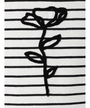 Green Parks ・ＲＡＹ　ＣＡＳＳＩＮ　フラワーサガラ刺繍Ｔシャツ Border