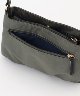 LA BAGAGERIE ポリエステルキャンバス　タックポシェット グレー