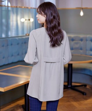 Tiaclasse 【ダブルストレッチ・洗える】バックベルトチュニックブラウス グレー